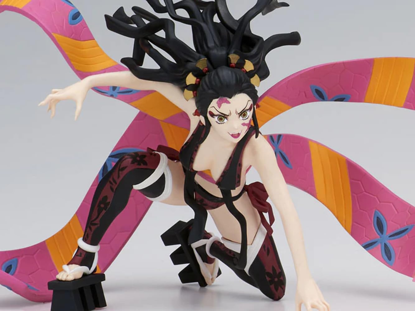 Demon Slayer Kimetsu no Yaiba Vibration Stars Daki (Ver. A) figure 8cm