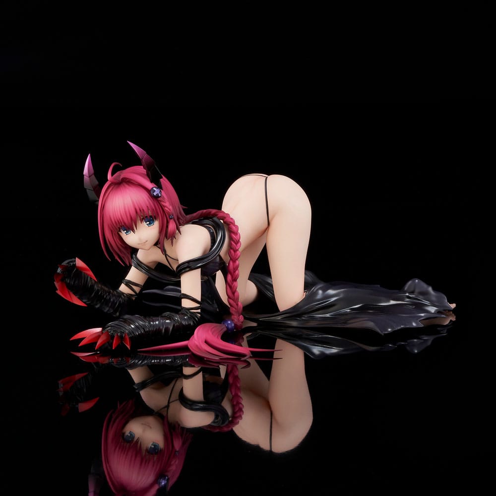 To Love-Ru Darkness PVC 1/6 Mea Kurosaki Darkness Ver. 15 cm фигурка