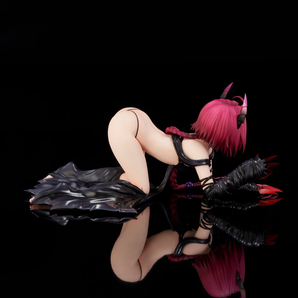 To Love-Ru Darkness PVC 1/6 Mea Kurosaki Darkness Ver. 15 cm фигурка